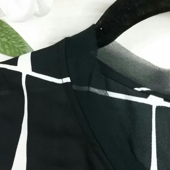 DONATING8/8 NWT Who What Wear Chiffon Sheer Blouse - Picture 4 of 7